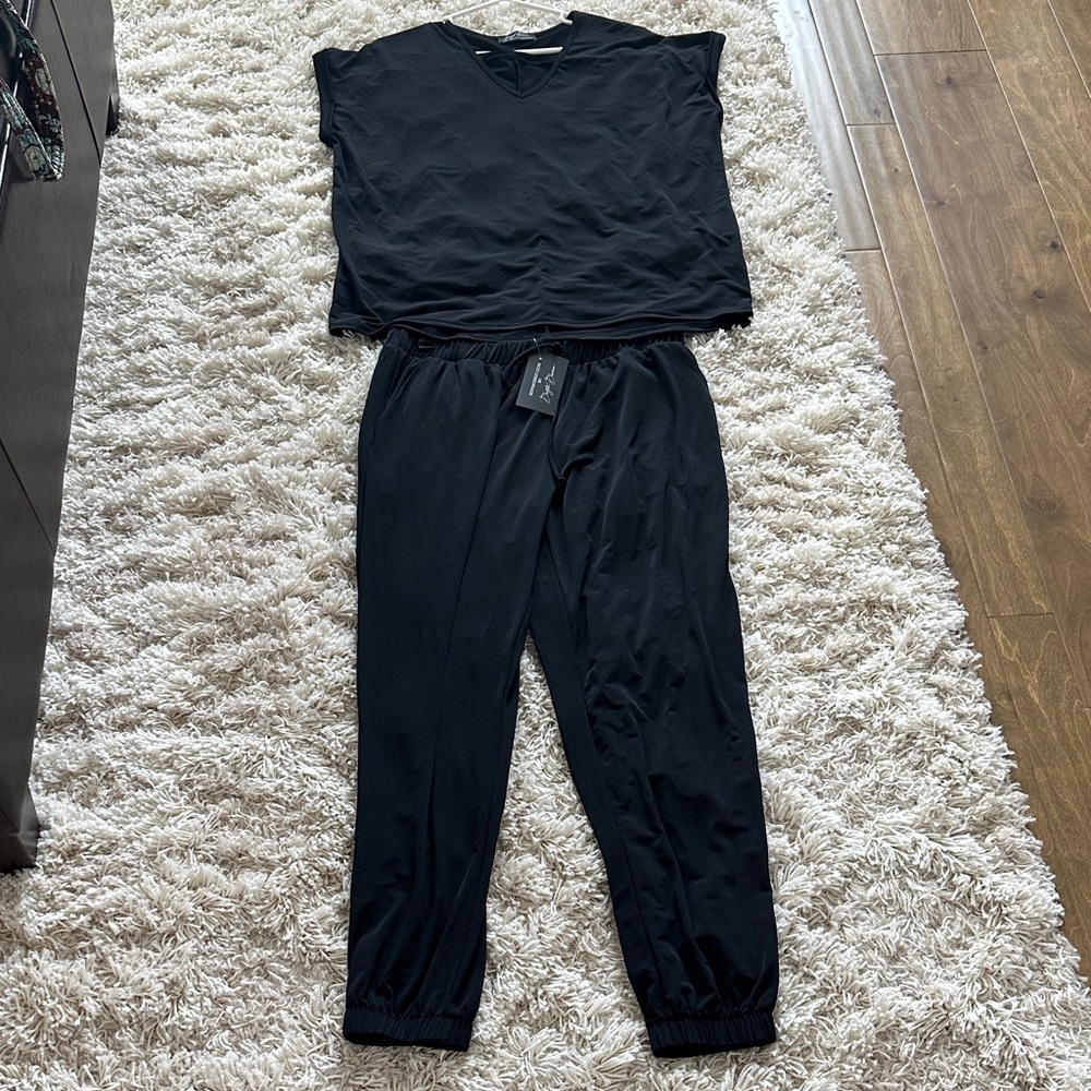 Elegant Black Women's Jogger Set